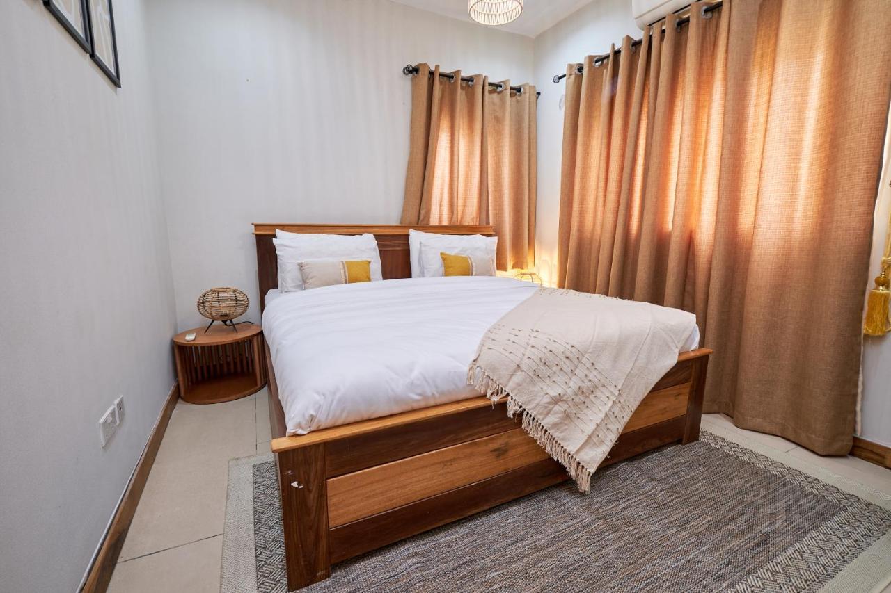 The Avery At Windsor Apartments, Osu Accra Extérieur photo